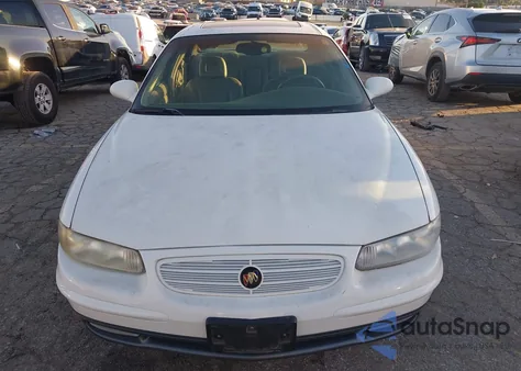 2001 Buick Regal Gs z USA, uszkodzony, nr VIN 2G4WF551311141623